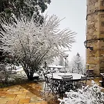 Chateau Philip B&B Saint-Genet-Lerpt