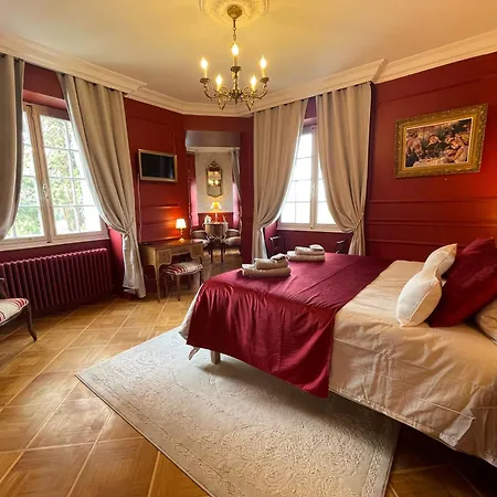 Chateau Philip Bed & Breakfast 4*