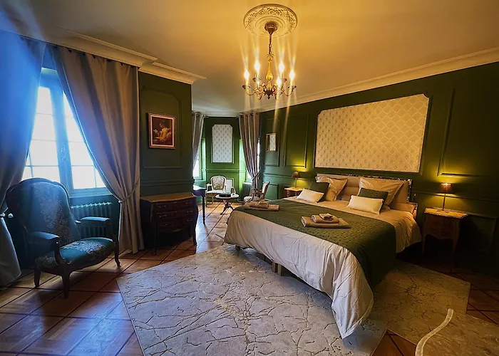 Chateau Philip Saint-Genet-Lerpt