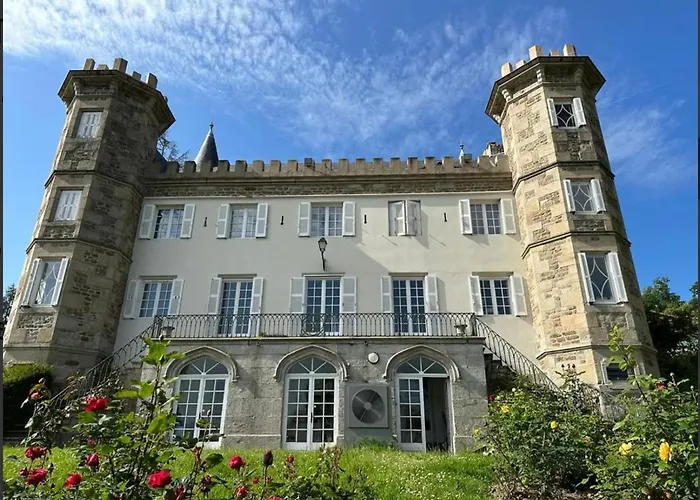 Chateau Philip 4* Saint-Genet-Lerpt