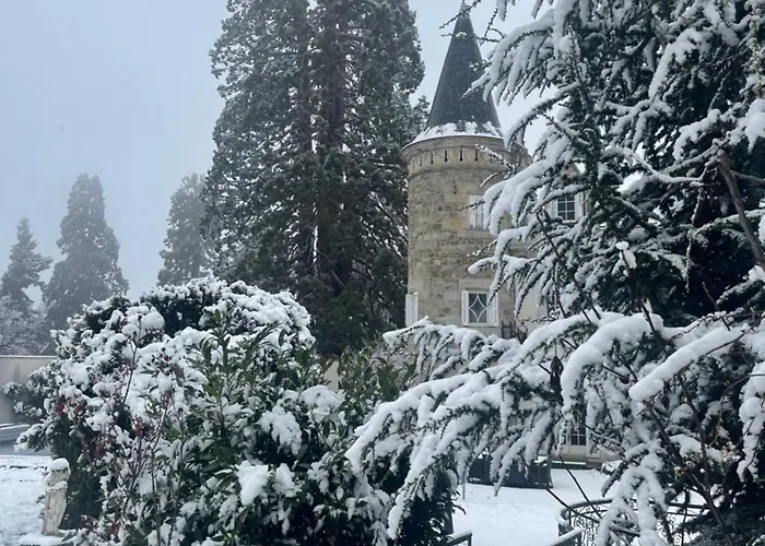 Chateau Philip Saint-Genet-Lerpt