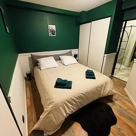 Chateau Philip Bed & Breakfast *