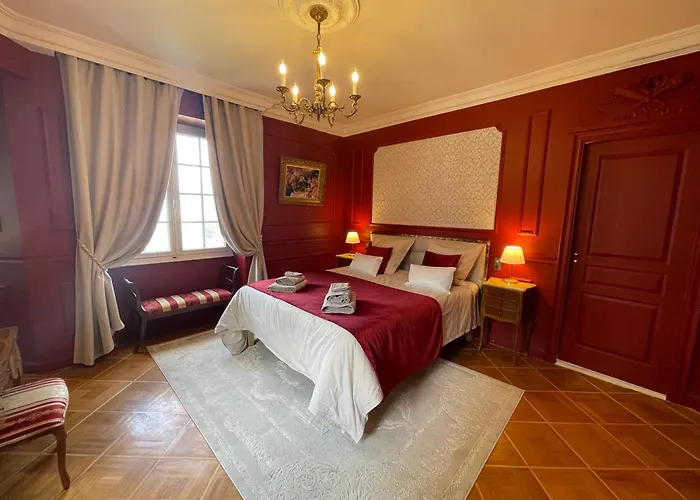 Chateau Philip Nocleg ze śniadaniem 4*